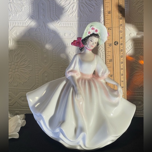 1978 Royal Doulton Sunday Best. Peggy Davies.
HN2698. Rare Blush Pink Dress. - Picture 13 of 14